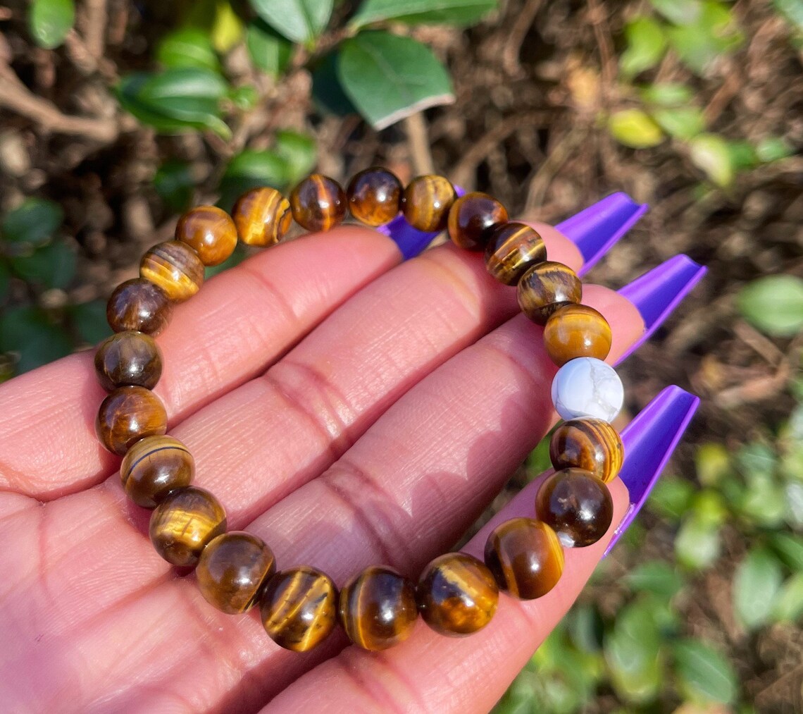 Howlite Tiger Eye Bracelet